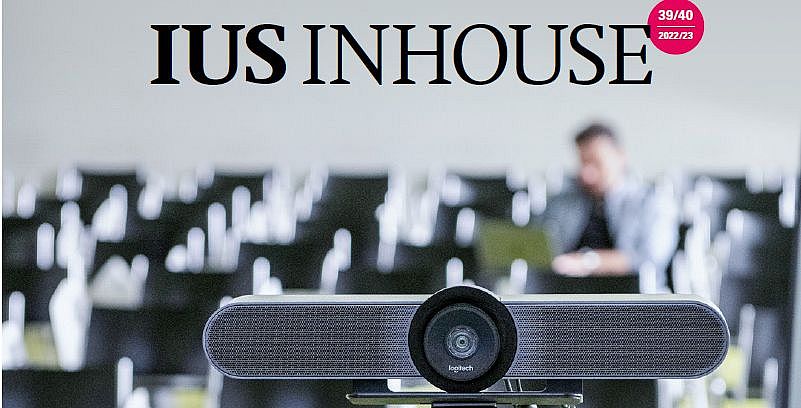 Titelseite des Magazins Ius Inhouse Ausgabe 39/40 mit dem Focusthema "Lehre im Wandel" und einem Kameragerät in einem Lesesaal.