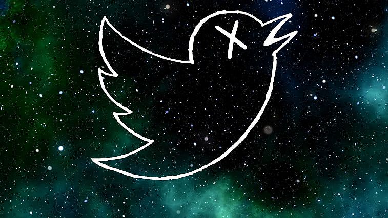 Das Bild zeigt das Twitter-Symbol (Vogel) mit einem Kreuz als Auge als weissumrandetes und durchsichtiges Symbol vor einem schwarzen Hintergrund, der mit weissen Punkten und grünlichen Schleiern durchsetzt ist und vermutlich den Weltraum darstellen soll.