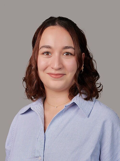 Porträt von Tugce Fildir.