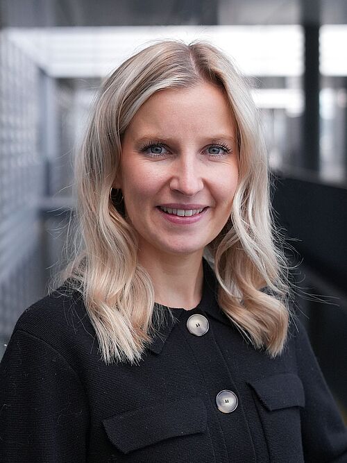 Porträtaufnahme von Aileen Kreyden.